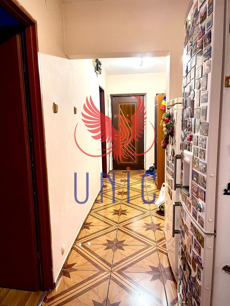 4 camere decomandate, Hanul Craiovitei - Poză 4