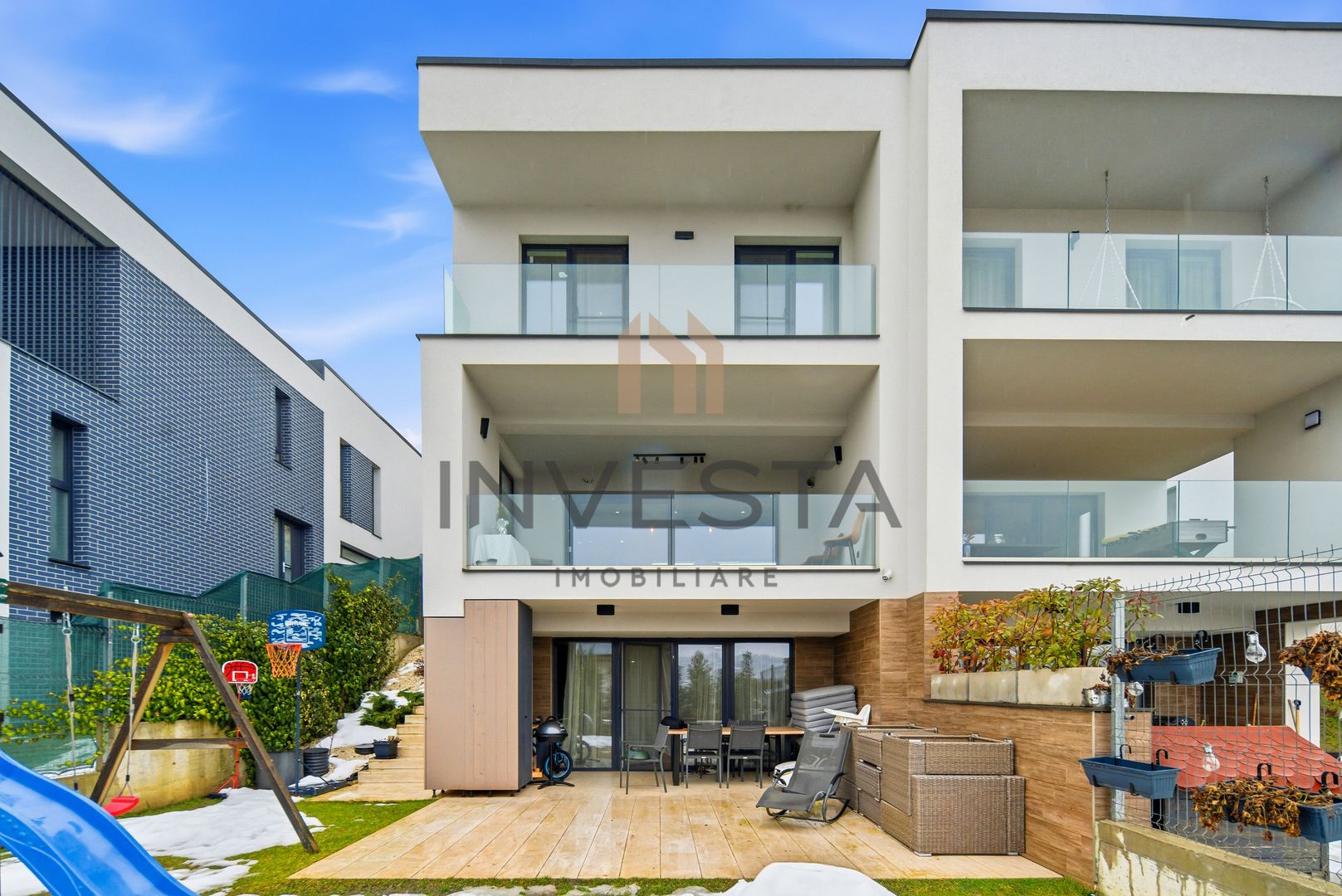 Duplex ultrafinisat | 4 camere | Gradina proprie | Vedere superba | - Poză 4