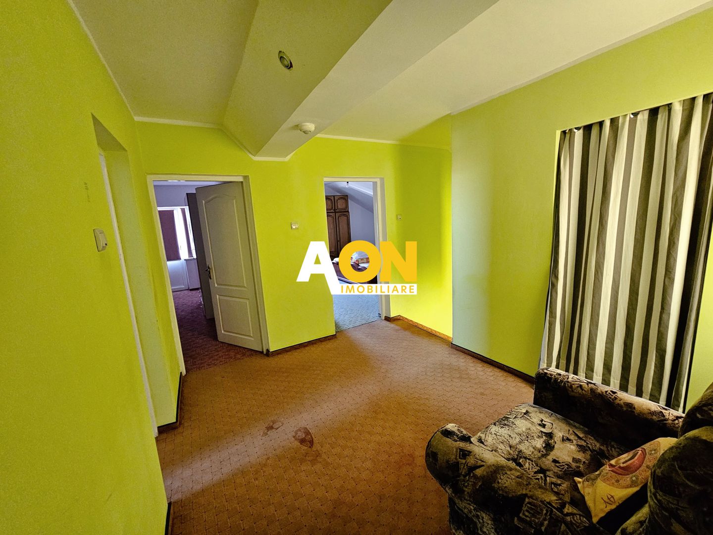 Casa D+P+M, 4 camere, garaj, 820 mp teren, Micesti - Poză 10