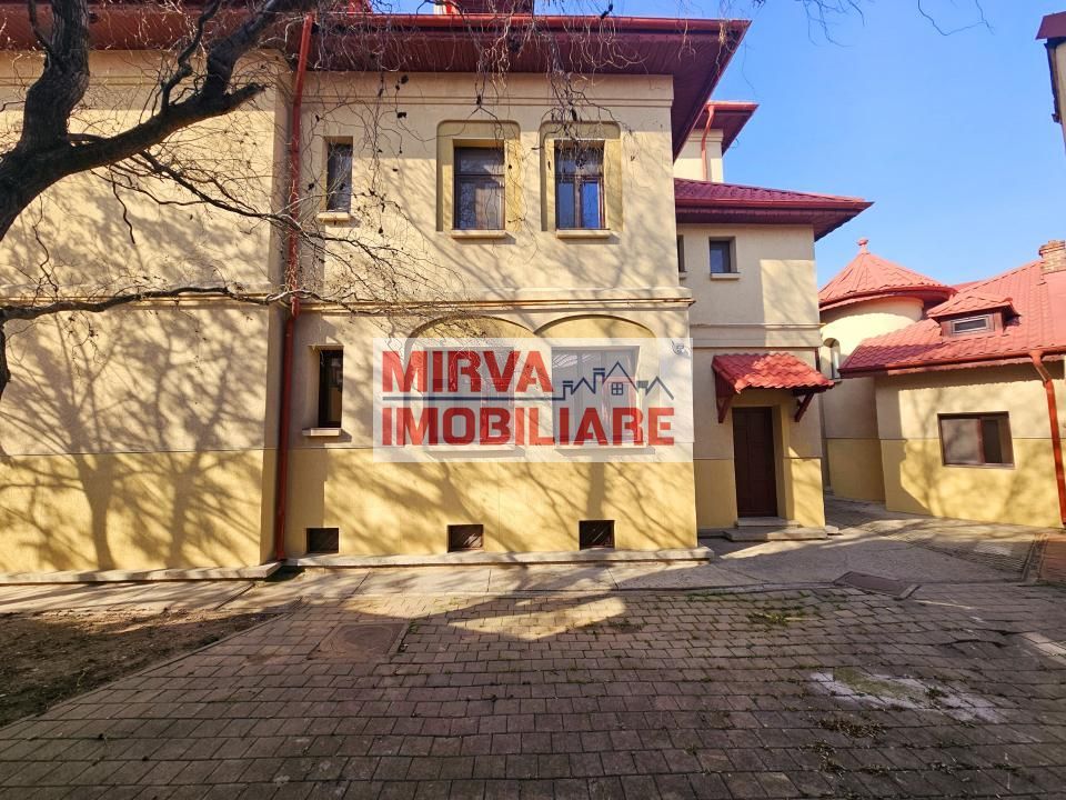 🏢 Spațiu de birouri – 5 camere, 3 băi – Mansardă vilă, Central - Poză 92