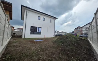 Vilă individuală în Tunari – 5 camere, curte privată - Poză 31