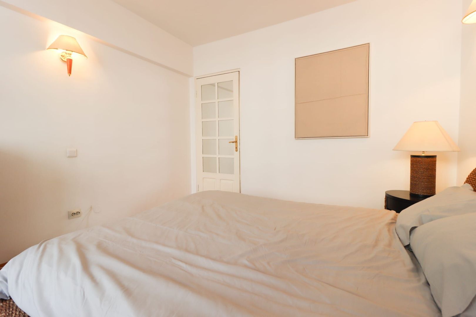 OBOR-PASAJ, STRADAL, BLOC REABILITAT, LIBER - Poză 12