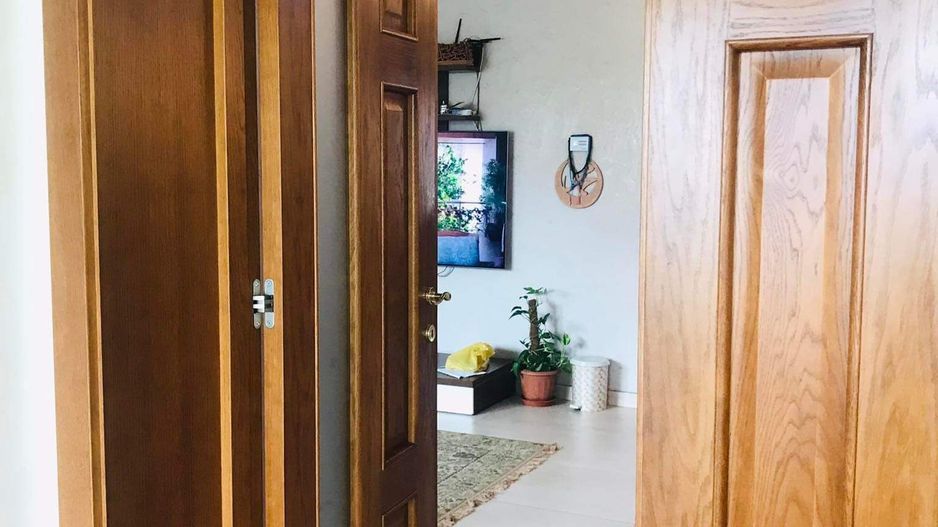 Spre vanzare vila cu 3 etaje si Demisol. - Colentina - Poză 2