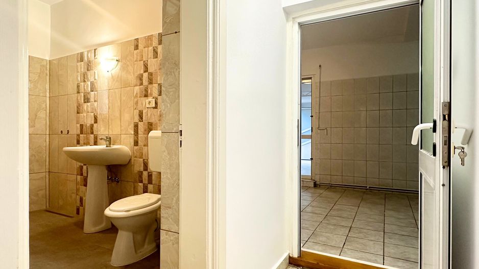 Oferim spre închiriere o proprietate de excepție zona Sisesti - Poză 13