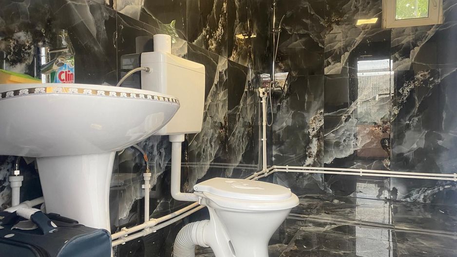 Casă de vânzare în Răzvad, la o distanta mica fata de oras! - Poză 7