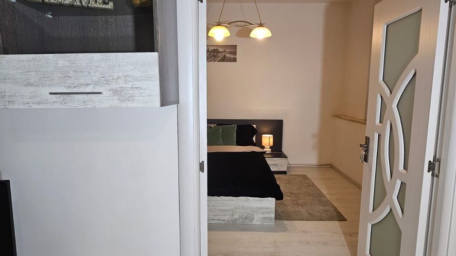 Închiriez apartament 2 camere lux modern, Piața Romană, petfriendly - Poză 7