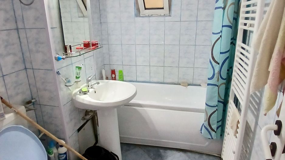 Apartament cu 2 camere, 53 mp, etaj 3 – priveliște deosebită - Poză 6