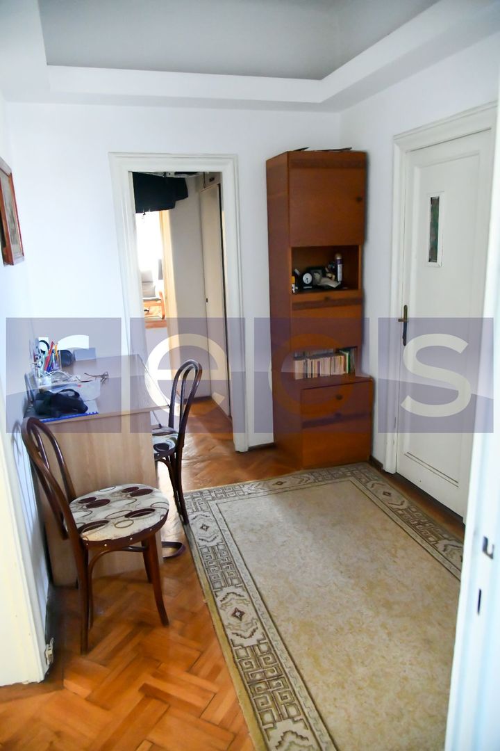 INCHIRIERE| 3 Camere In Vila | CURTE ȘI GARAJ - Poză 11