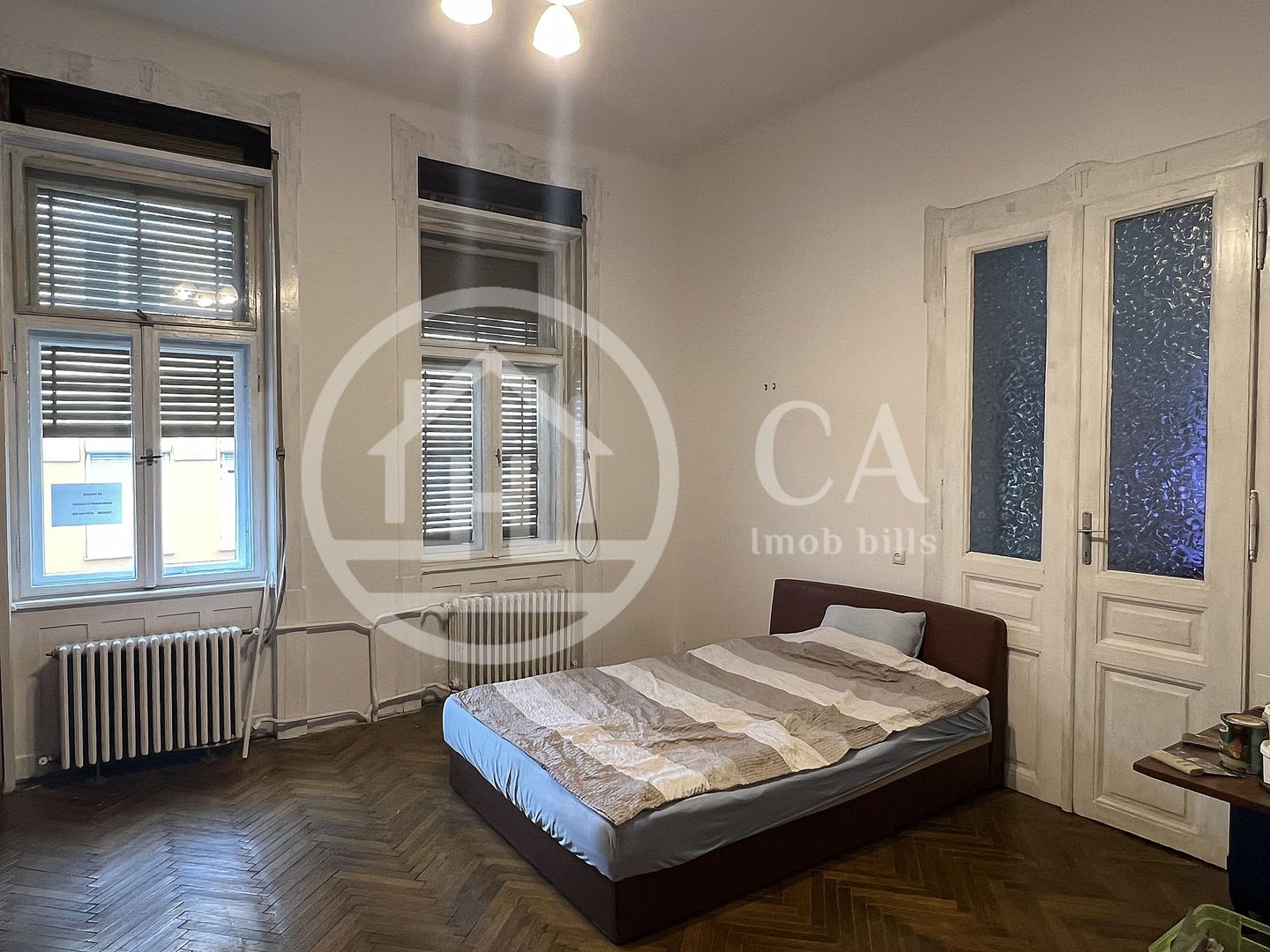 Apartament cu 3 camere de vanzare Central Oradea - Poză 1