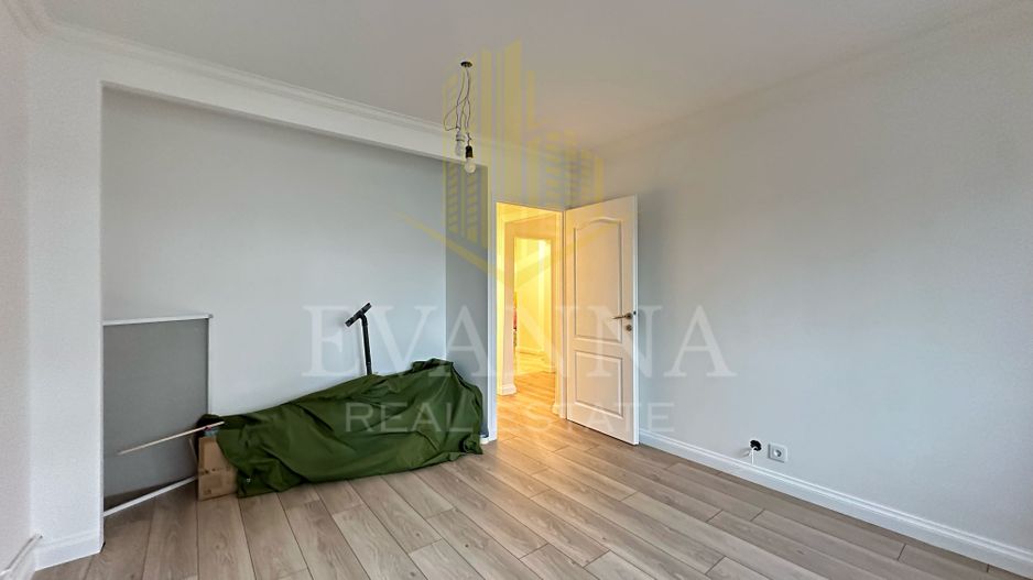 3 camere, decomandat - strada Mărășești - Poză 7