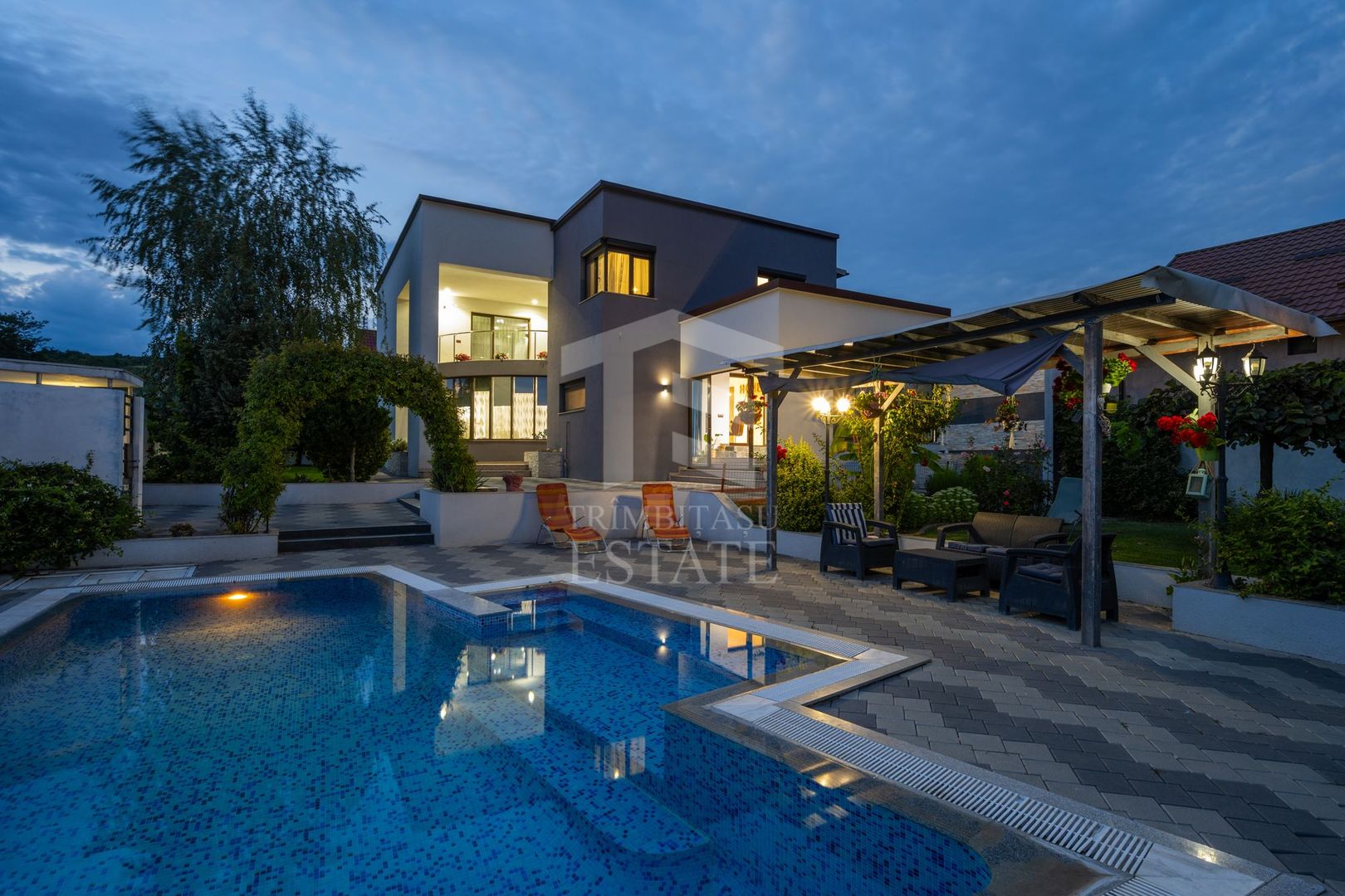 Vilă 342 mp cu piscină și 800 mp teren / 4 dormitoare / Pleașa - Poză 68