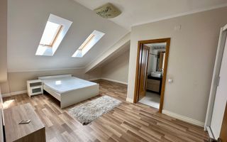 Vanzare apartament 4 camere, zona Grand Hotel Italia - Poză 10