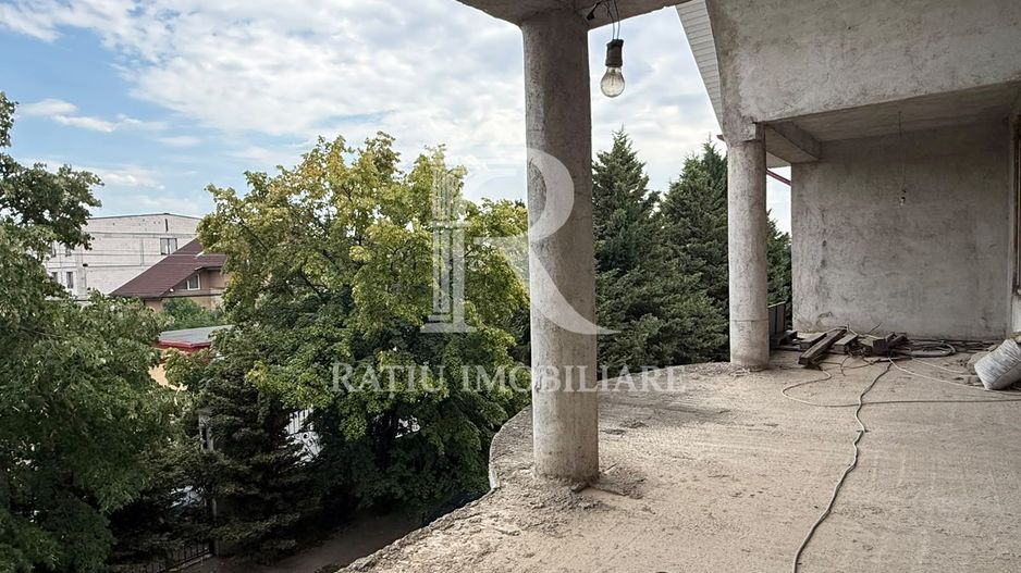 Proprietate | D+P+1+M | Destinată activitătii comerciale | Oradea - Poză 9