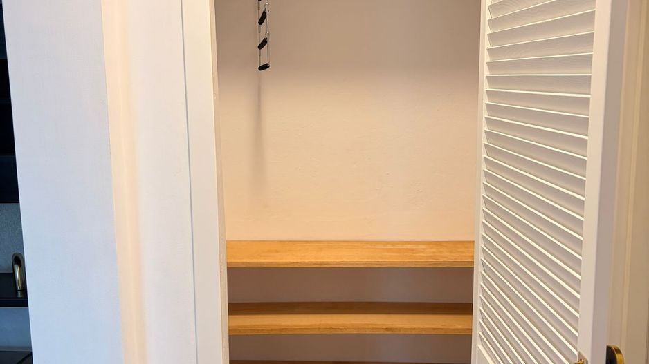 De inchiriat apartament cu 2 camere zona centrala - Poză 14