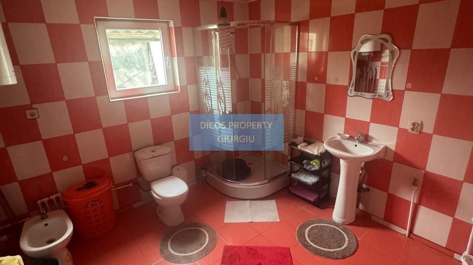 Casă de vânzare – Strada Mugurilor - Poză 8