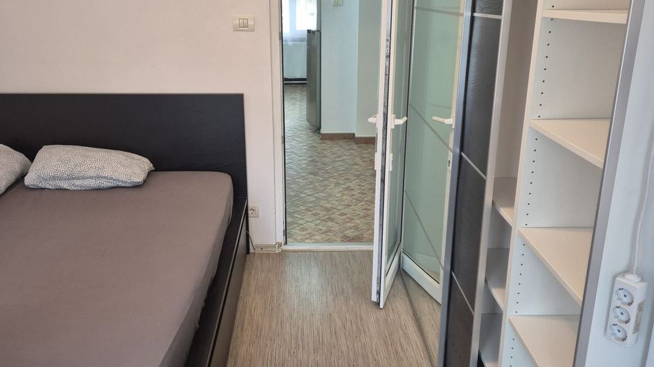 De vanzare apartament 3 camere Craangasi Lacul Morii ap - Poză 5