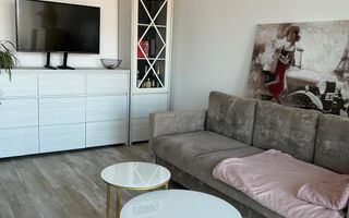2 camere, vedere spre Bega-apartament deosebit , centrala proprie - Poză 1