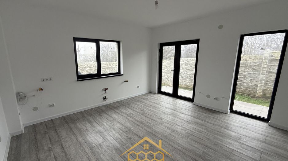Casa P+1 in Simnicul de Jos - 3 dormitoare- Toate utilitatile - Poză 7