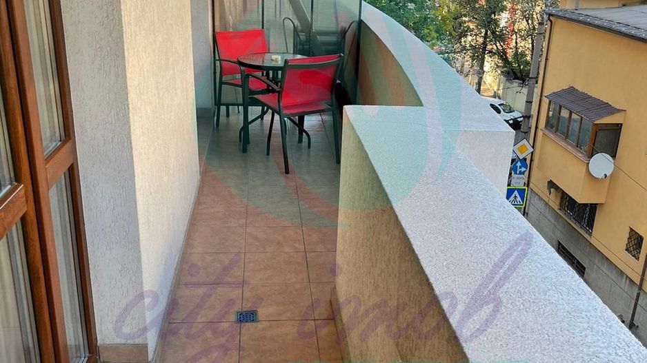 APARTAMENT cu 2 BAI si CENTRALA PROPRIE - Poză 10