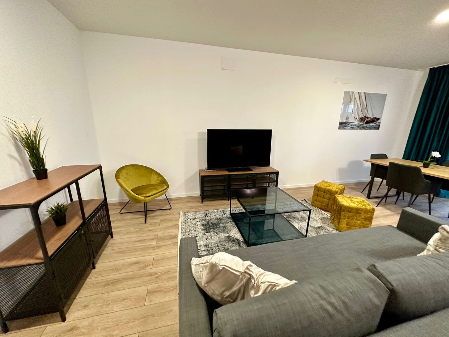 Inchiriere apartament 2 camere si loc parcare | Grand Park Pipera - Poză 2