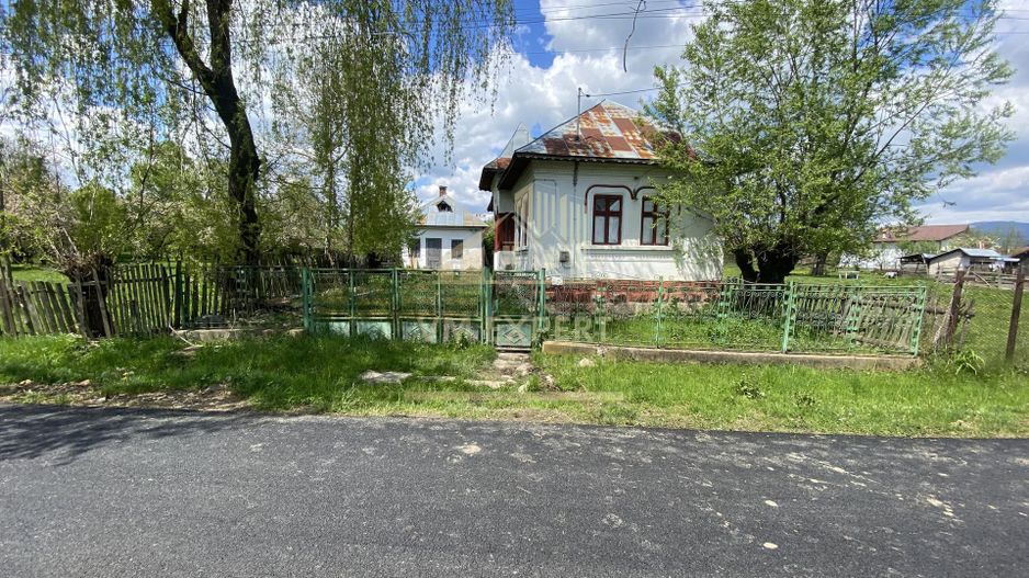 CASA CU TEREN 4000 MP, LA 5 MINUTE DE CENTRU CAMPULUNG - Poză 5