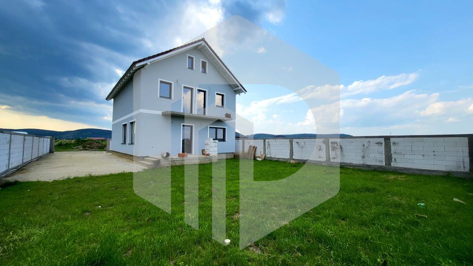 Casa individuala in Cristian | 5 camere | 4 Dormitoare | 158mpu - Poză 1