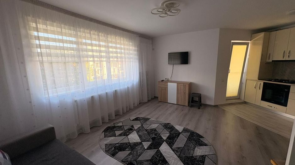 GARSONIERA - METALURGIEI, CENTRALA PROPRIE, LOC DE PARCARE, MODERN - Poză 2