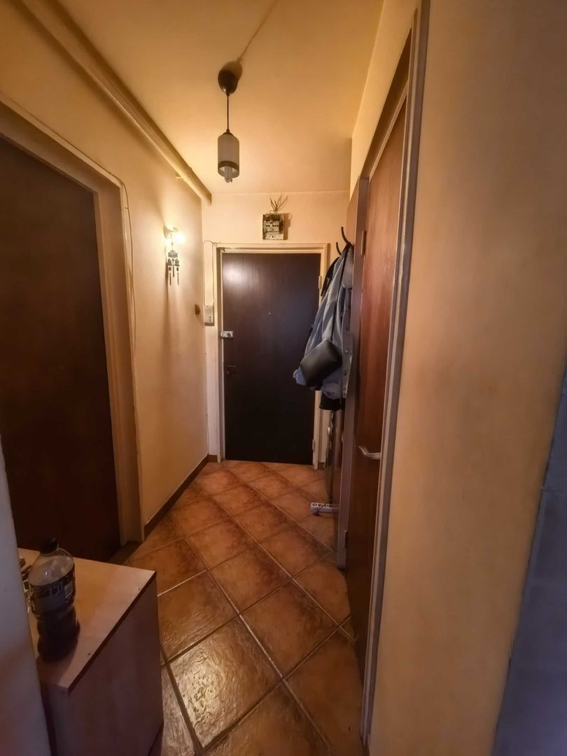 Apartament 2 camere. Zona Bdul Obregia. Etaj 1. - Poză 1