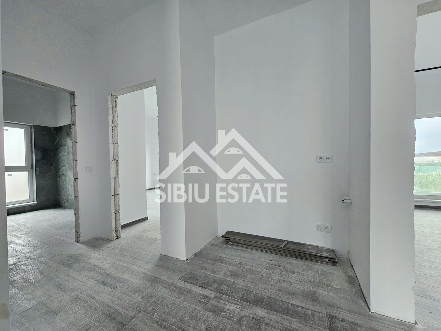 Casa moderna terase panoramice, garaj, curte mare - Poză 18