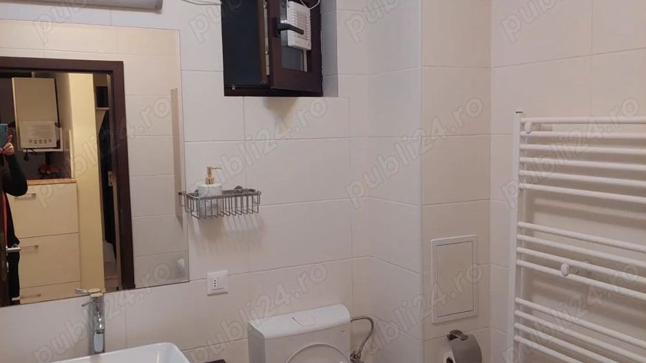 De inchiriat apartament 3 camere P-ta Gorjului - Poză 6
