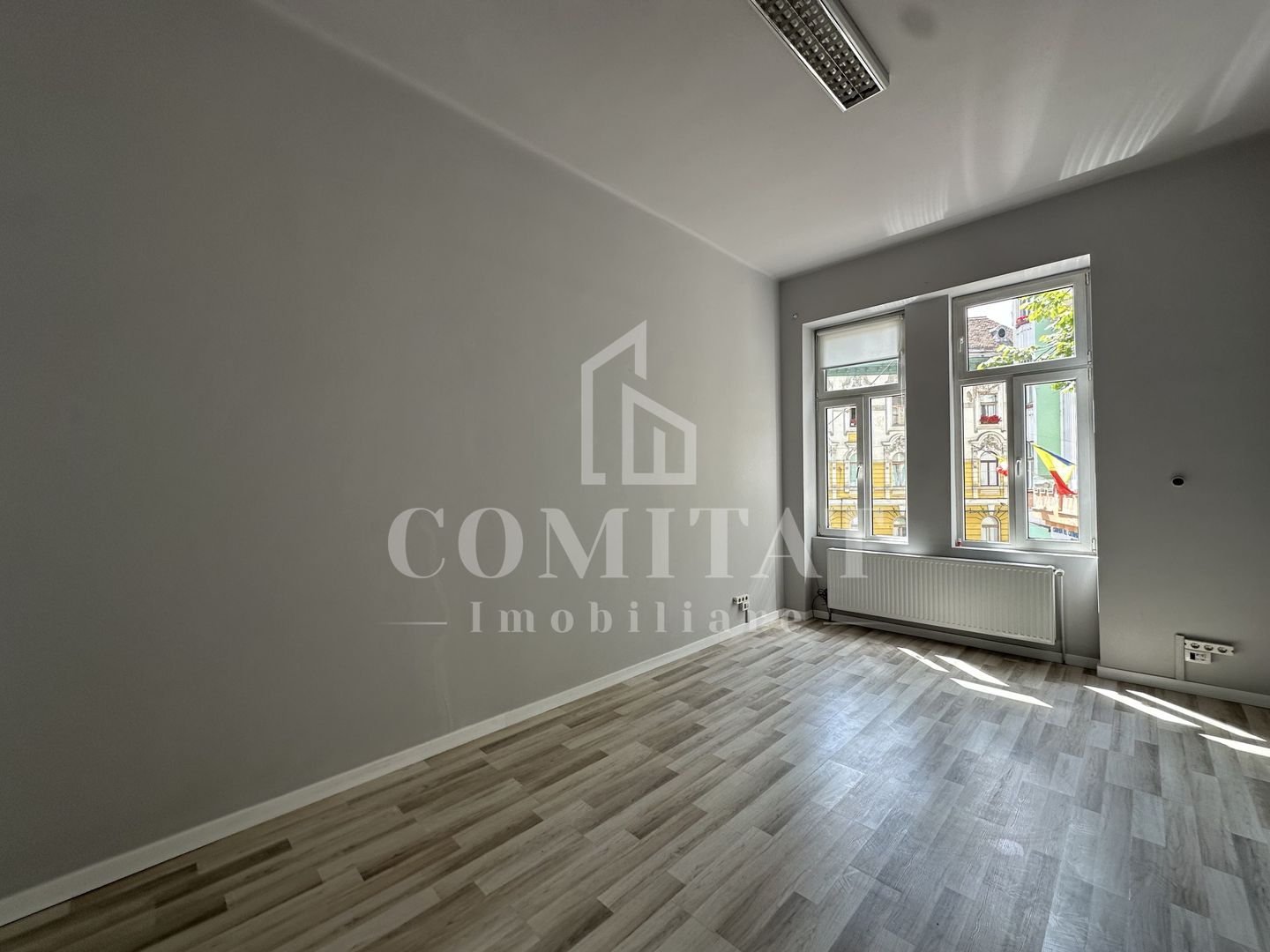 Apartament cu 2 camere | Clădire istorică | Zonă ultracentrală - Poză 2