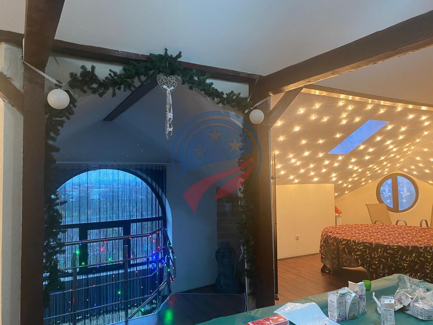 Casa lux P+E+M cu o panoramă impresionantă - Poză 4