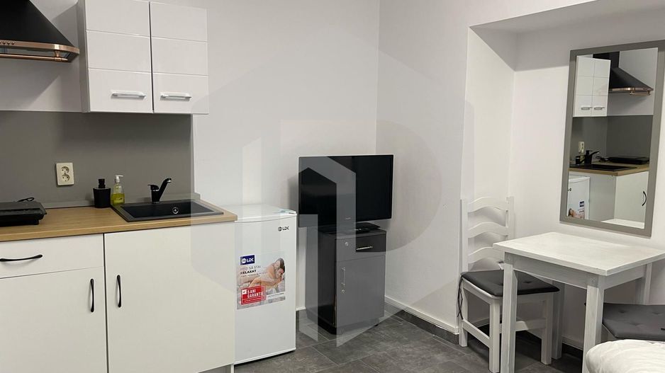 Casa - 320mpu - Ultracentral - Ideal Investitie - Teren 583mp - Poză 9