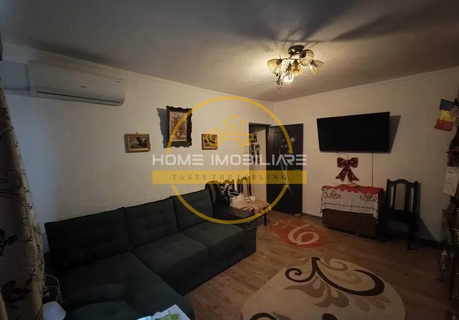 Apartament cu 3 camere/ 50 mp/ zona Alexandru cel Bun - Poză 1