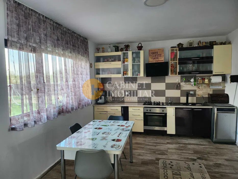 Casă modernă de vânzare – 5 camere, P+M, 180 mp, teren 530 mp (construcție 2018) - Poză 2