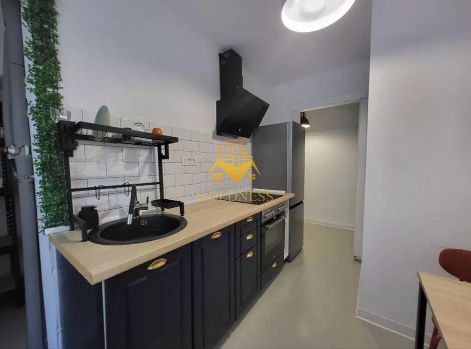 3 Camere decomandate, Parcare, Central, Facultatea de litere,Bussines - Poză 2