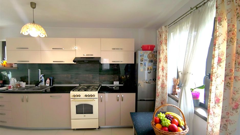 Vilă Spațioasă de vanzare în Sf. Ilie | 175 MP Utili - Poză 8