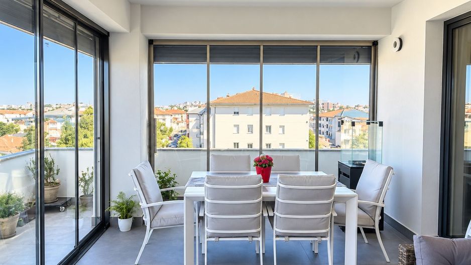 Penthouse exclusivist | Terasă 31 mp | 2 dormitoare | 2 băi | 2 parcări - Poză 5