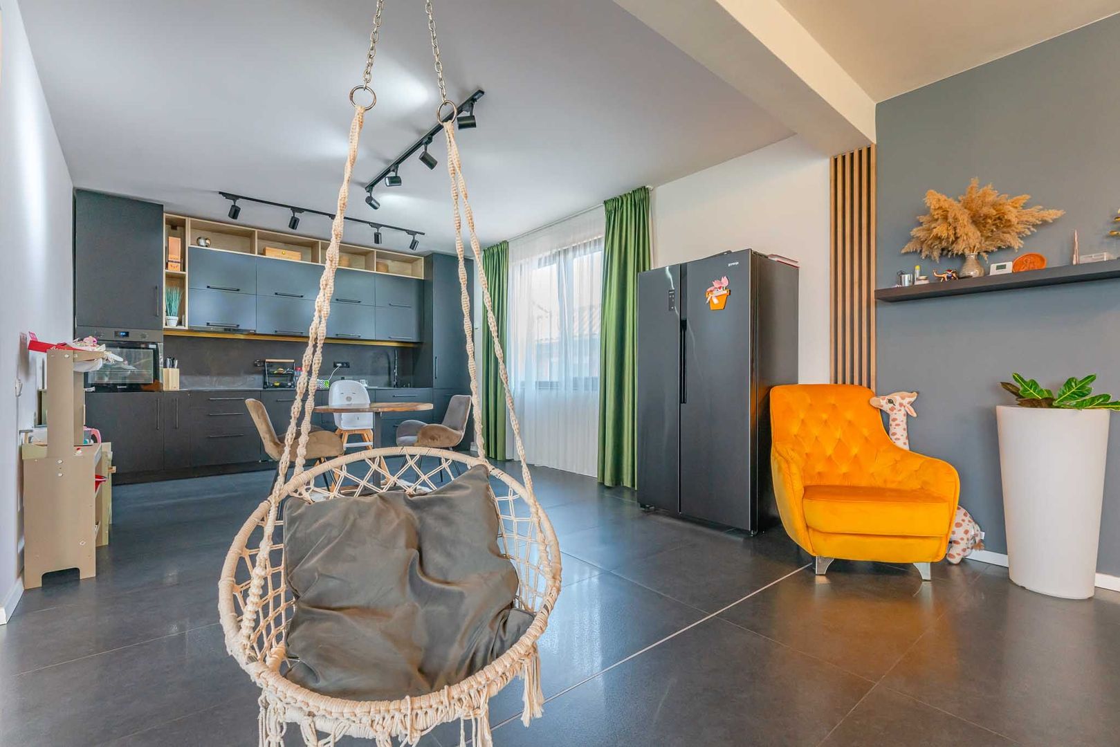 Casă individuală nouă, modernă, în Sânpetru, zona Triaj (Brasov) - Poză 6