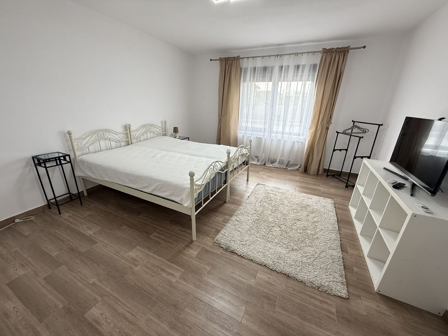 Giroc Central | Casă renovată 2025 | Teren până la 2000 mp | Locație excelentă - Poză 24