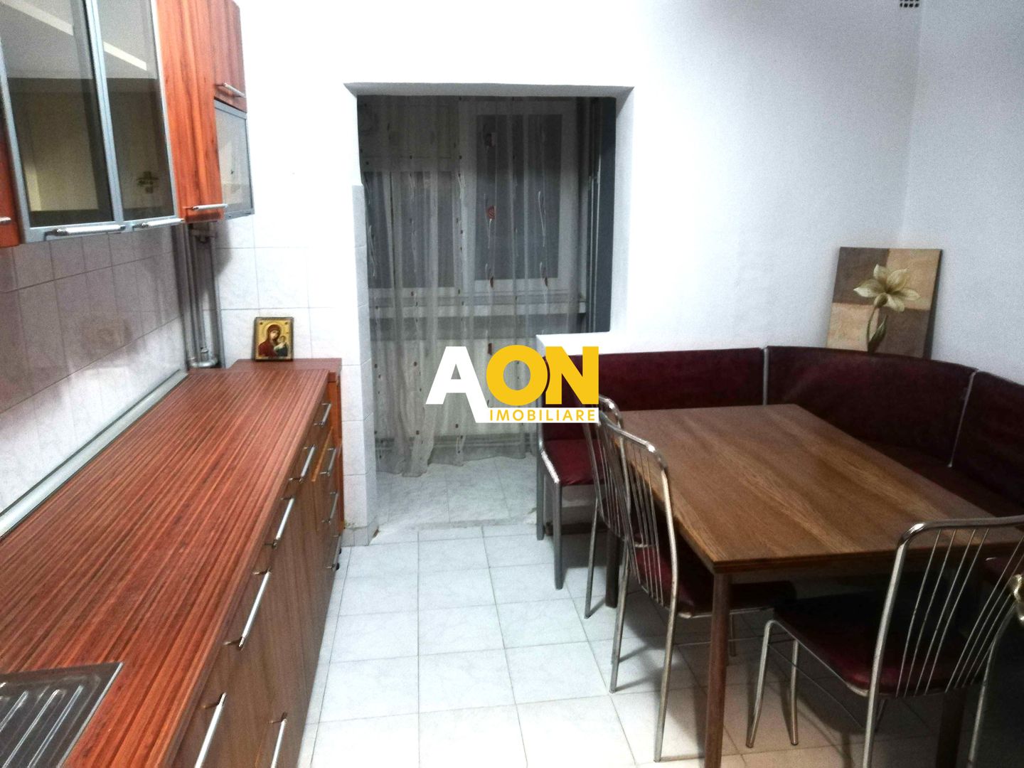 Apartament 2 camere, 50 mp utili, Cetate, etaj 3 - Poză 2