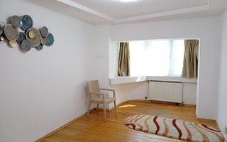 Aviației vizavi de Promenada - Poză 1