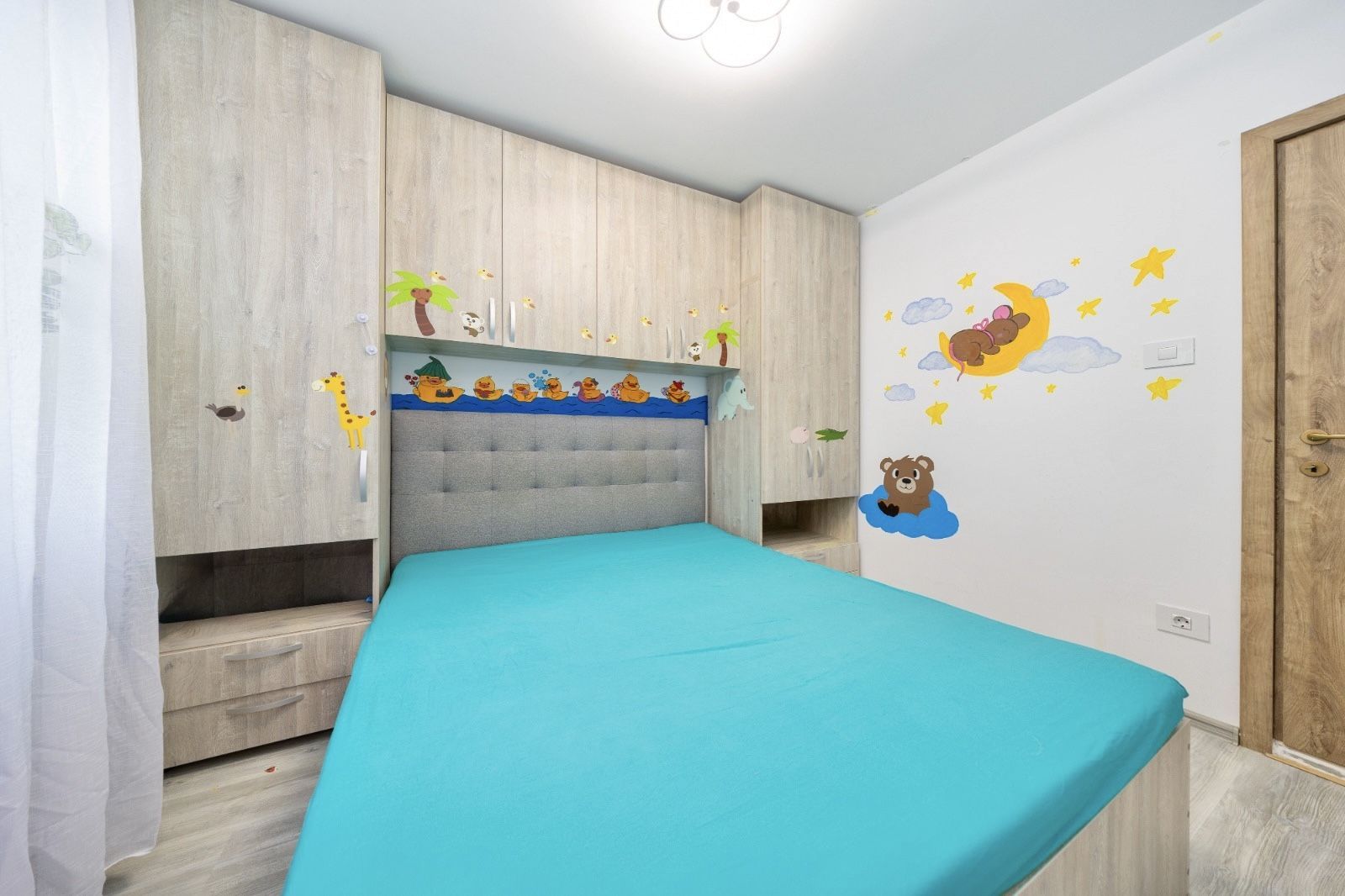 Apartament modern cu 2 camere, Noua, Etaj intermediar - Gata de locuit - Poză 14