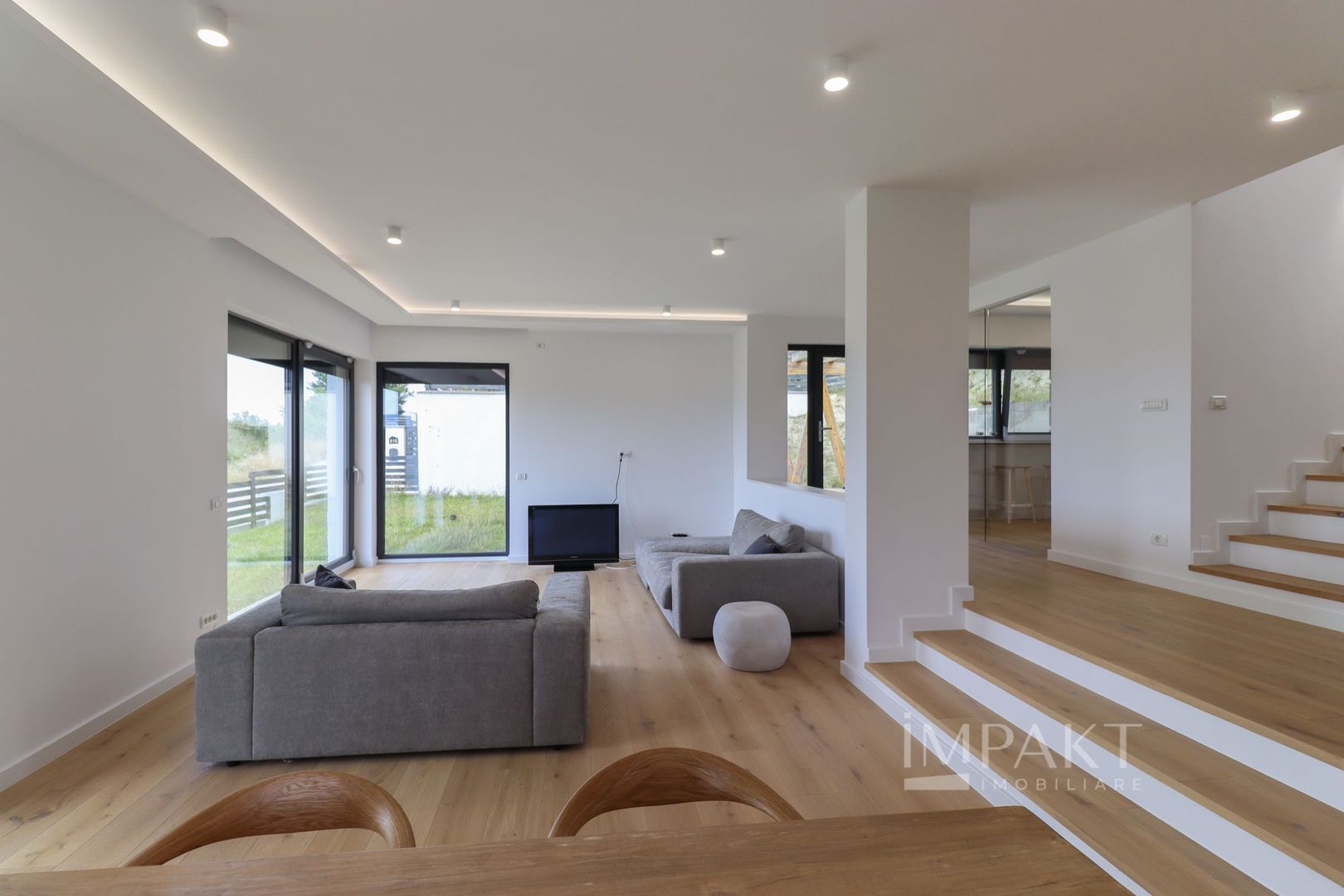 Casa individuala superba, amenajata in stil scandinav Dezmir COMISION 0% - Poză 4