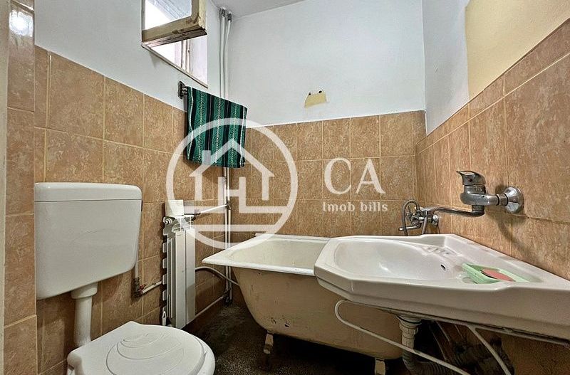 Apartament cu 3 camere de vânzare în zona Velența, Oradea - Poză 7