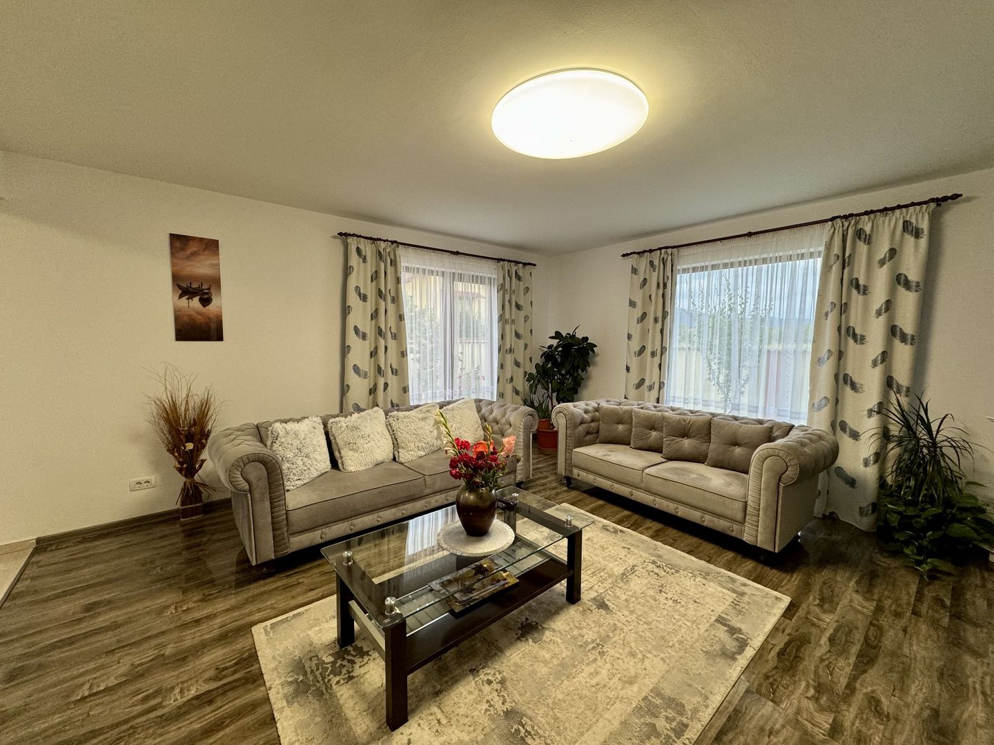 Casă Spațioasă de Vânzare în Ghimbav | Două Apartamente | Teren 579 mp - Poză 14