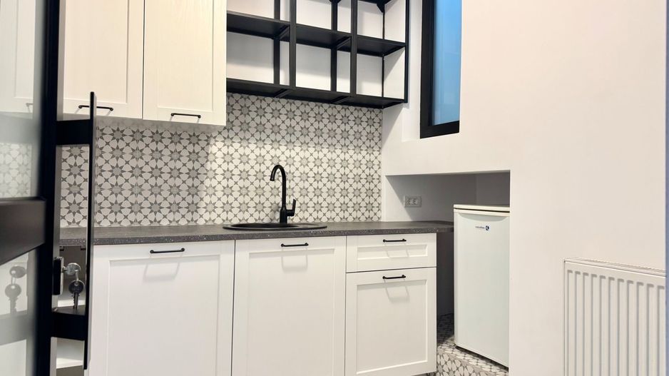 Apartament 3 camere modern, nemobilat, locuință/birou - Poză 10