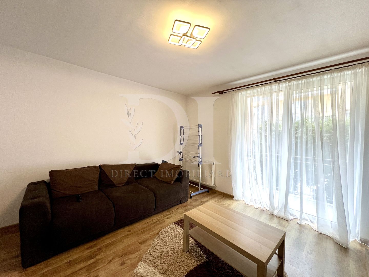 Apartament doua camere / Parcare / Zona Porii - Poză 1