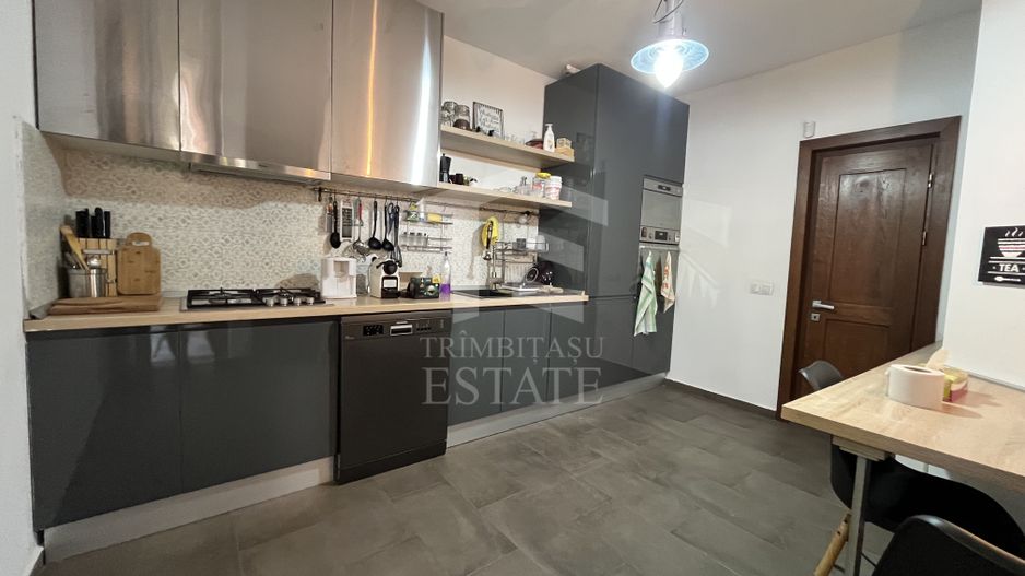 ANDRONACHE | Vila 4 Camere | Garaj  | Curte Verde | Ciubar & BBQ - Poză 11
