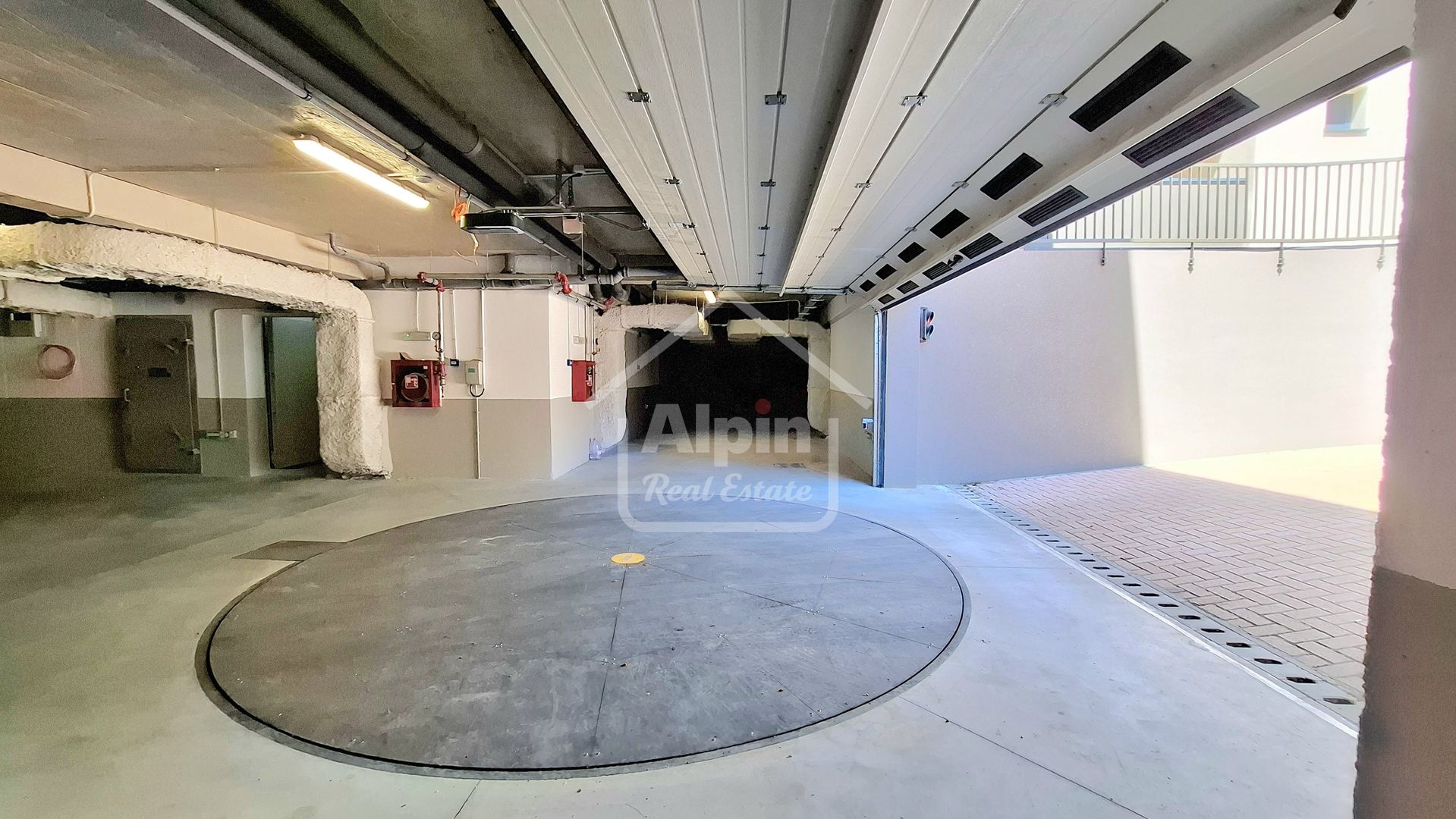 Finisaje Calitative Proiect Hi-End I Coresi Tractorul - Poză 30